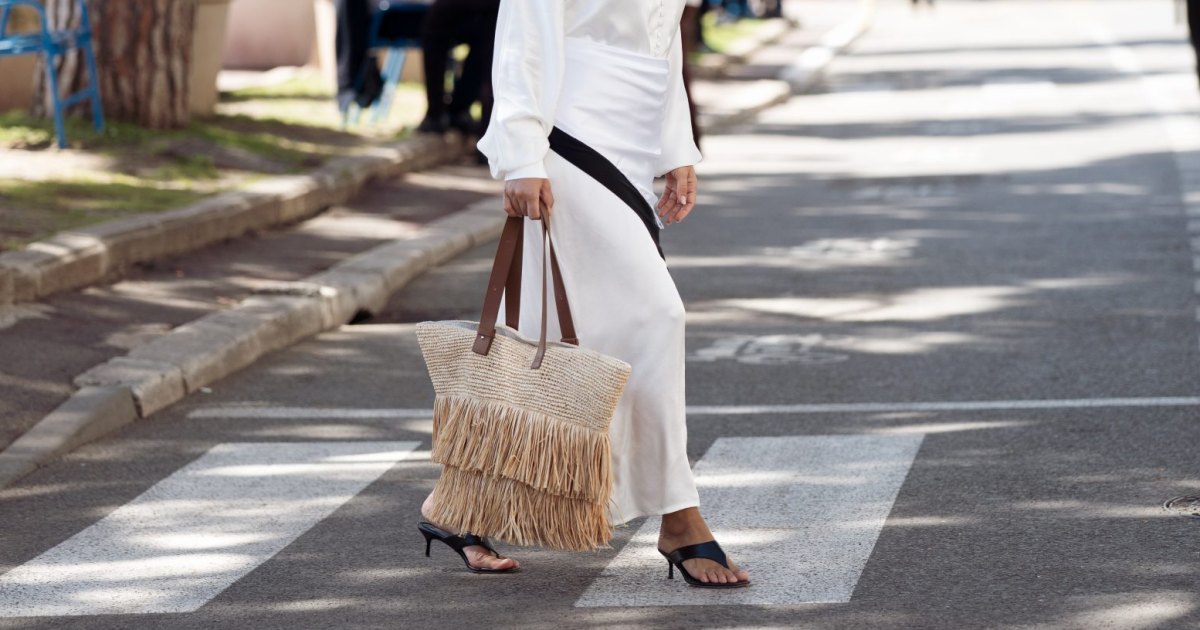 I’m 5’3″ — But I Give Tall Girl Energy Whenever I Wear These Leg-Lengthening Sandals I’m 5’3″ — But I Give Tall Girl Energy Whenever I Wear These Leg-Lengthening Sandals