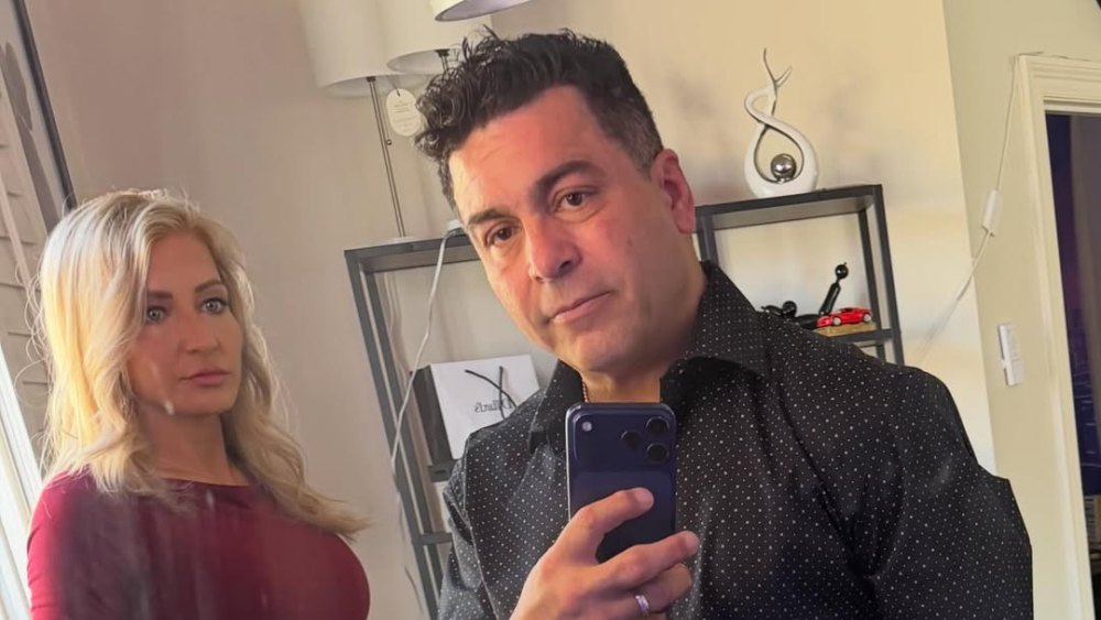 Addison Rae’s Dad Claims Wife Pulled Gun on Him Ahead of Arrest: Report
