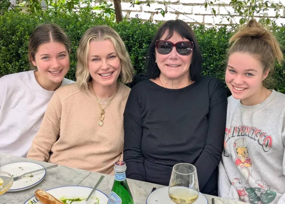Jerry OConnell Says His Mom Gave Him an Out Before Rebecca Romijn Wedding