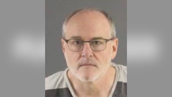 Former Teacher of the Year Arrested in Sex Sting After Trying to Meet With Cop Pretending to Be Teen