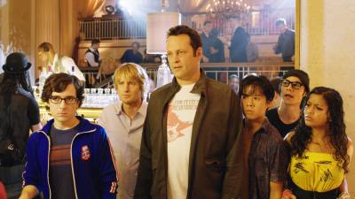 Josh Brener, Owen Wilson, Vince Vaughn, Tobit Raphael, Dylan O'Brien and Tiya Sircar in The Internship