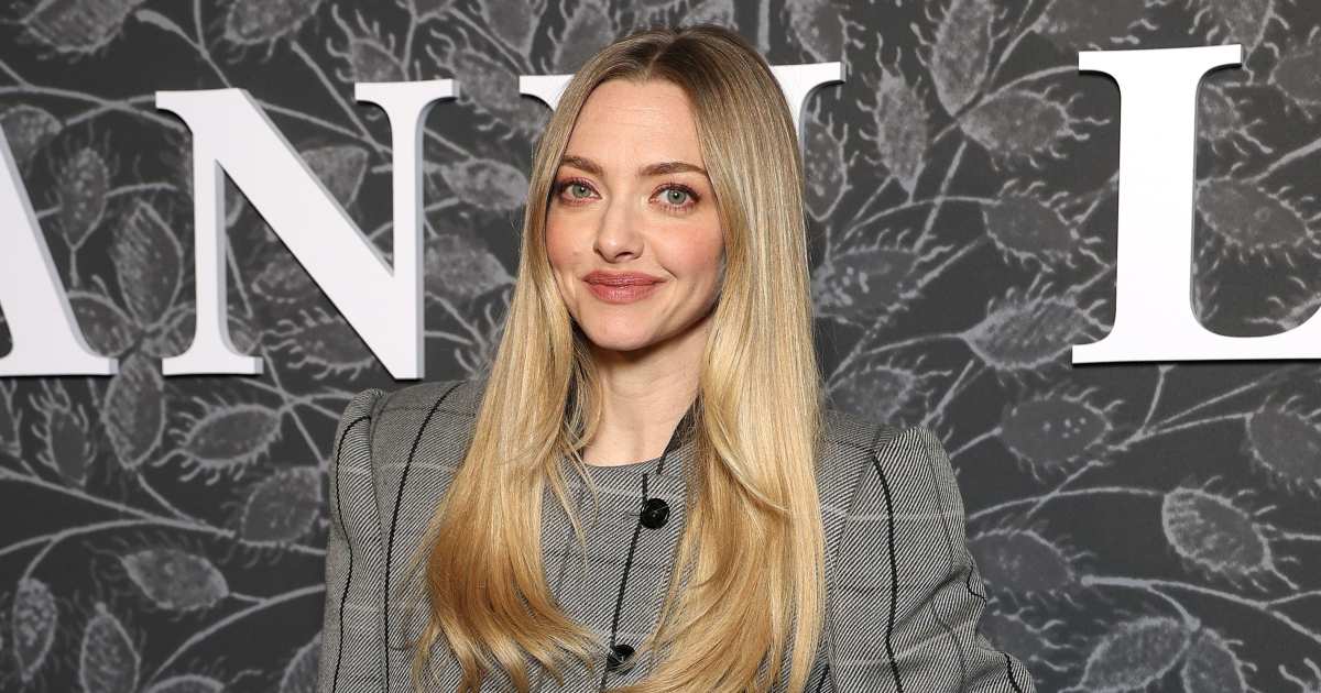 PSA: Amanda Seyfried Approved This Controversial Anti-Jeans Trend That’s Taking Over NYC PSA: Amanda Seyfried Approved This Controversial Anti-Jeans Trend That’s Taking Over NYC