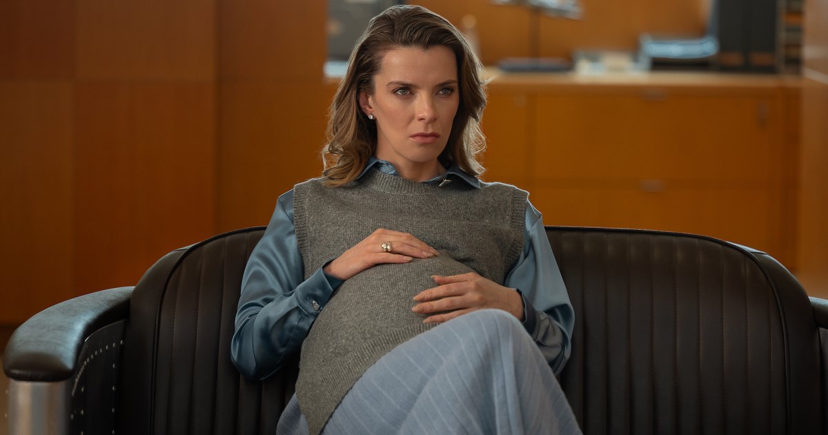 Office Romance’s Betty Gilpin Was ‘Pretty Freaked Out’ by Prosthetic Vagina During Birth Scene Office Romance’s Betty Gilpin Was ‘Pretty Freaked Out’ by Prosthetic Vagina During Birth Scene