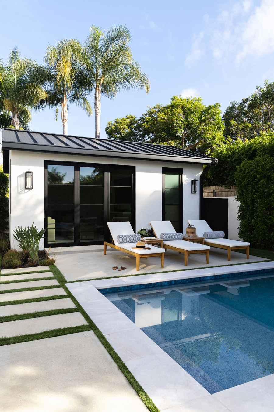 Casita Patio Ali Fedotowsky Takes Us Inside Her Newly Renovated San Diego Home