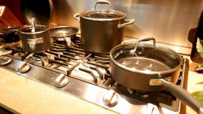 GettyImages-1180821007-Is-Non-Stick-Cookware-Toxic-Honest-Answers-to-Your-Most-Common-Safety-Questions