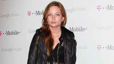 GettyImages-133117984-Former-Child-Star-Daveigh-Chase-s-Official-Cause-of-Death-Revealed-After-Health-Battle.jpg