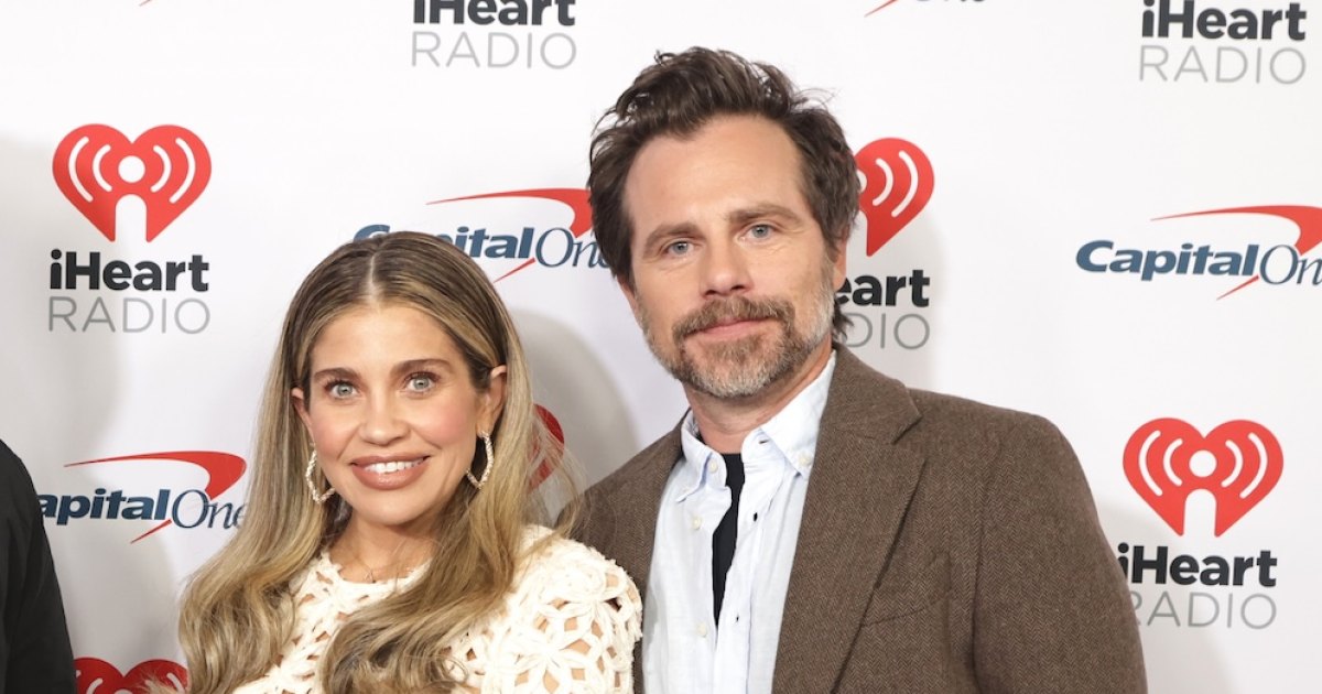 Danielle Fishel and Rider Strong Talk ‘Protecting’ Younger Cast on ‘Boy Meets World’ Spinoff Set (Exclusive) Danielle Fishel and Rider Strong Talk ‘Protecting’ Younger Cast on ‘Boy Meets World’ Spinoff Set (Exclusive)