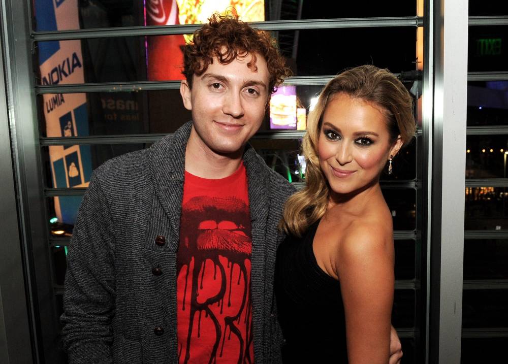 GettyImages-182976307 Daryl Sabara Alexa PenaVega Says Her Tennessee Farm Life Is the Polar Opposite of Hollywood for Her Kids
