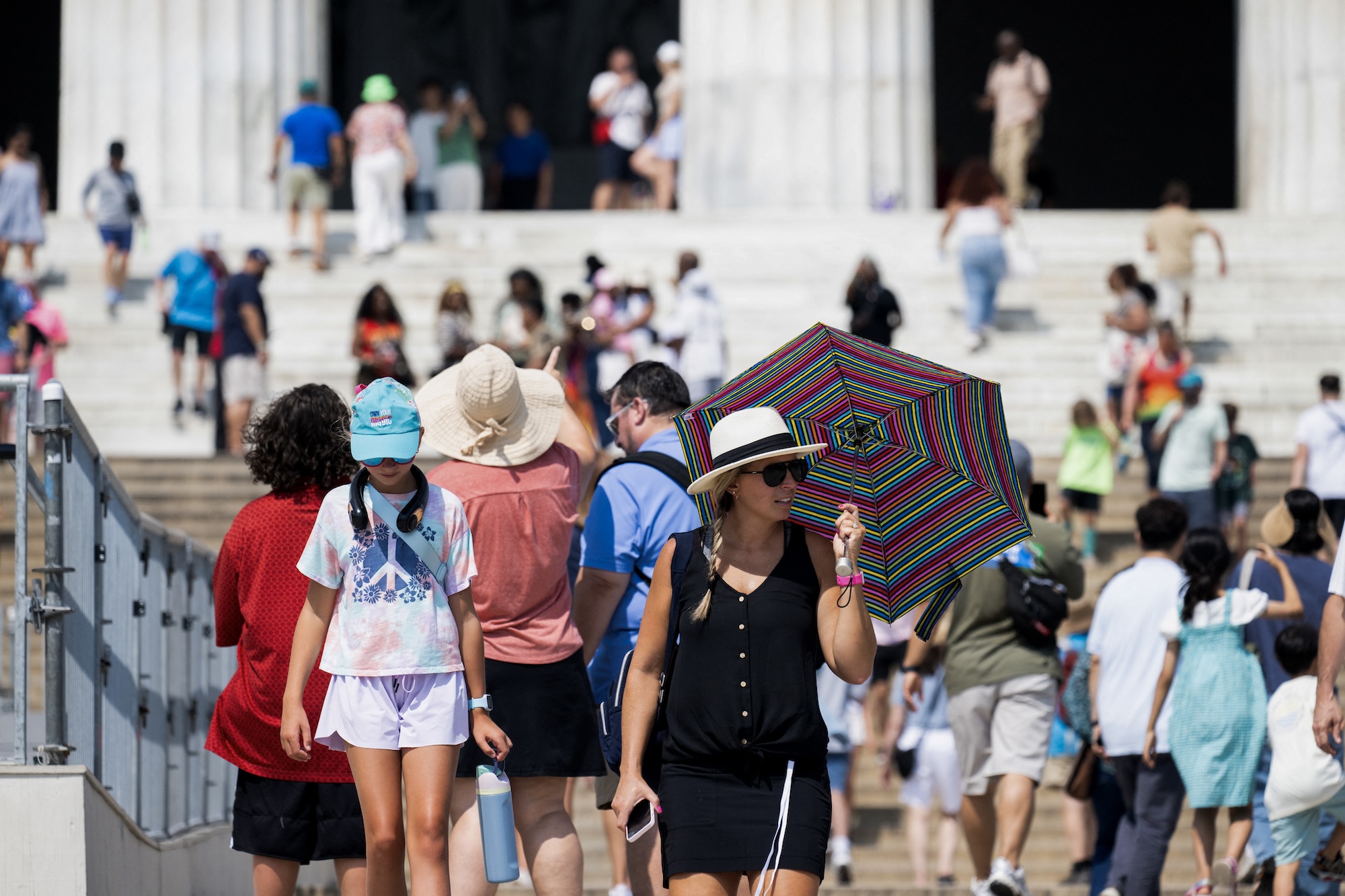 GettyImages-2226153179 What Is a Heat Dome? How It Forms and Why This Week's Extreme Heat Is So Dangerous