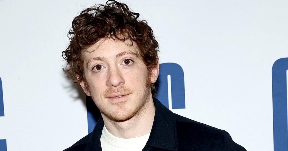 Ethan Slater Makes 1st Public Appearance Since Ariana Grande Split News, Attends Theater Show in NYC Ethan Slater Makes 1st Public Appearance Since Ariana Grande Split News, Attends Theater Show in NYC