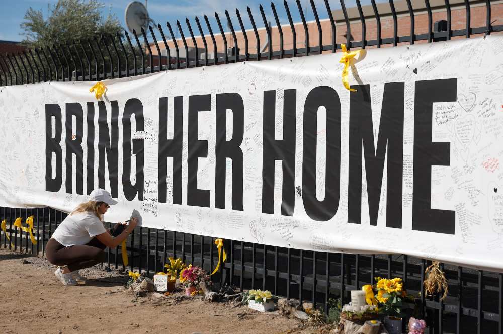 GettyImages-2264226288 Savannah Guthries Mom Nancy Guthrie Is Missing in Arizona What to Know About the Ongoing Search