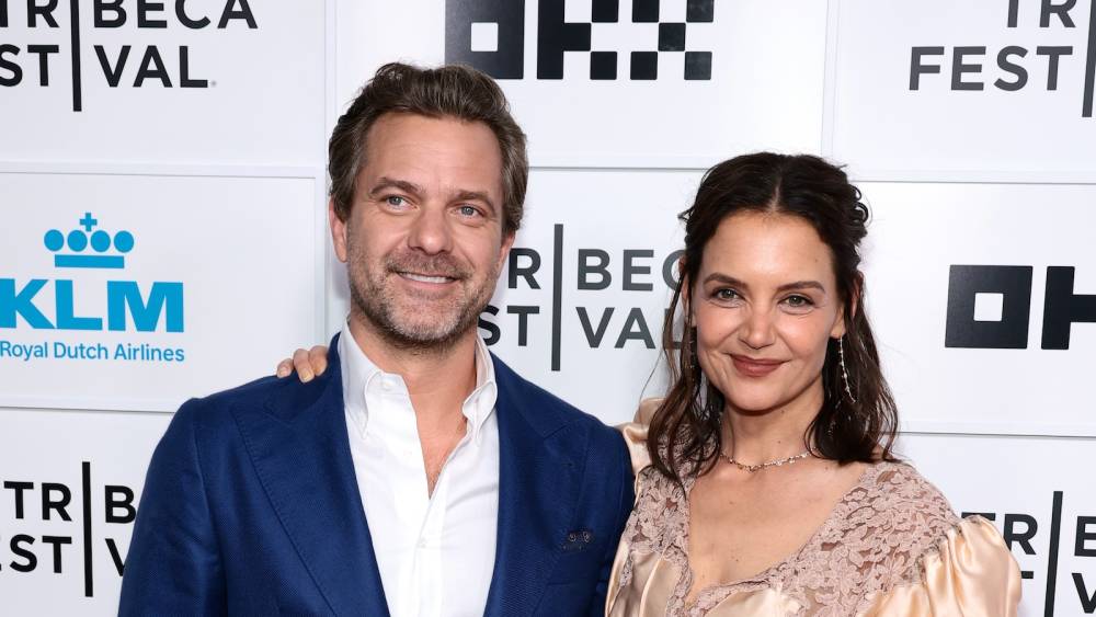 Joshua Jackson and Katie Holmes Describe Their 'Dawson's Creek' Relationship