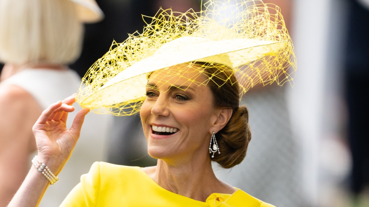 Kate Middleton's Yellow Summer Dress Style Is on Amazon