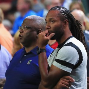 NFL Great Larry Fitzgerald Writes Emotional Letter After Fathers Death
