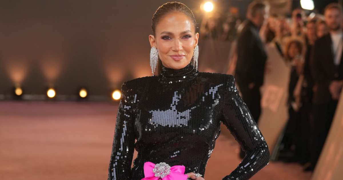Jennifer Lopez Criticized for ‘New Yorker’ Comments Jennifer Lopez Criticized for ‘New Yorker’ Comments