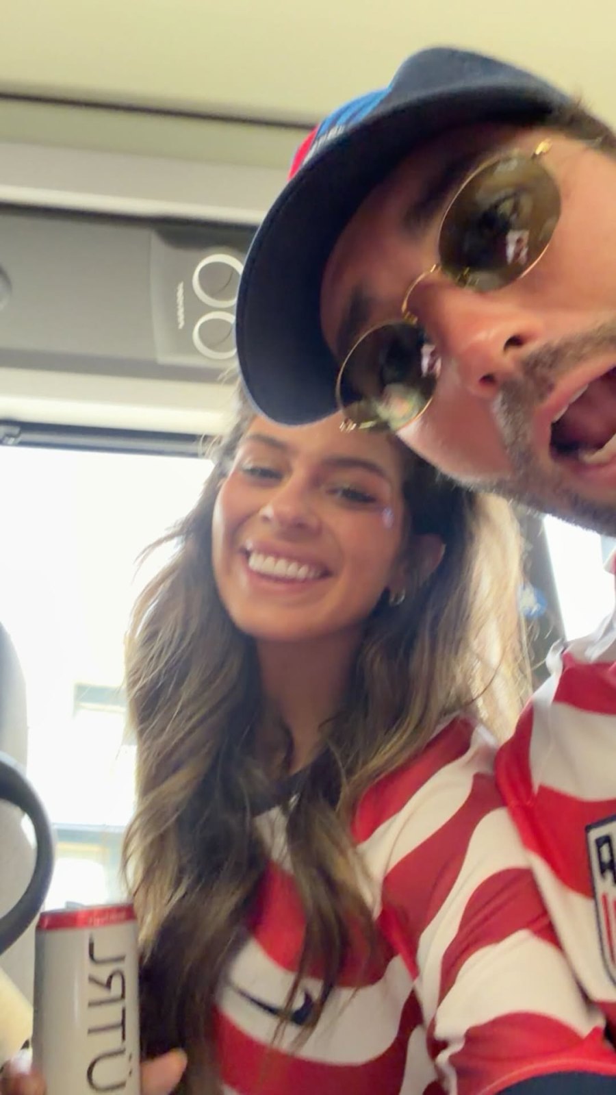 Joey-Graziadei-and-Kelsey-Anderson_3918119227307482097.