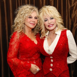 Stella-and-Dolly-Parton-GettyImages-485564521