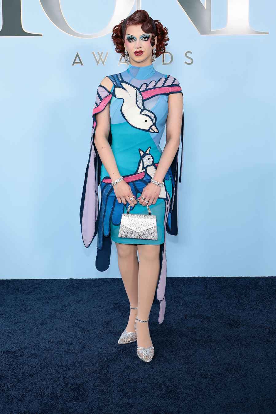 Suzie Toot Arrive Arrival Red Carpet Tony Awards 2026