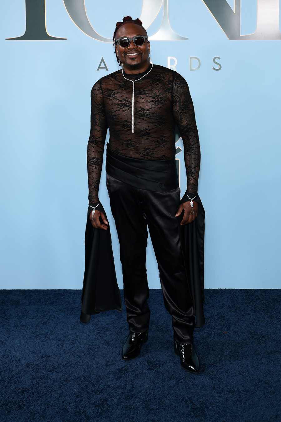 Tituss Burgess Arrive Arrival Red Carpet Tony Awards 2026