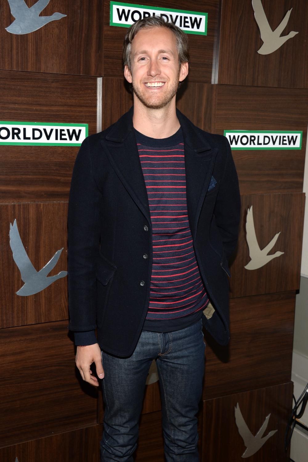 Who Is Anne Hathaways Husband Meet Adam Shulman 2014