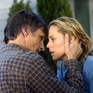 Viggo Mortensen, Maria Bello in A History of Violence