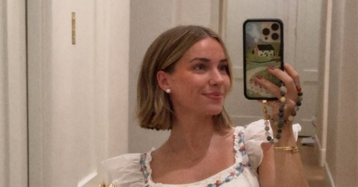 Emilie Kiser Returns to Social Media After Grieving Son’s Death During ‘Hardest Month of Our Lives’ Emilie Kiser Returns to Social Media After Grieving Son’s Death During ‘Hardest Month of Our Lives’