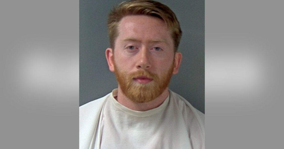 Indiana Teacher Allegedly Sent Sexually Explicit Photos to Underage Girl in Tennessee Indiana Teacher Allegedly Sent Sexually Explicit Photos to Underage Girl in Tennessee