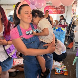 Childrens Entertainer Ms. Rachel Defends Weighing in On Politics After Visiting Detention Center