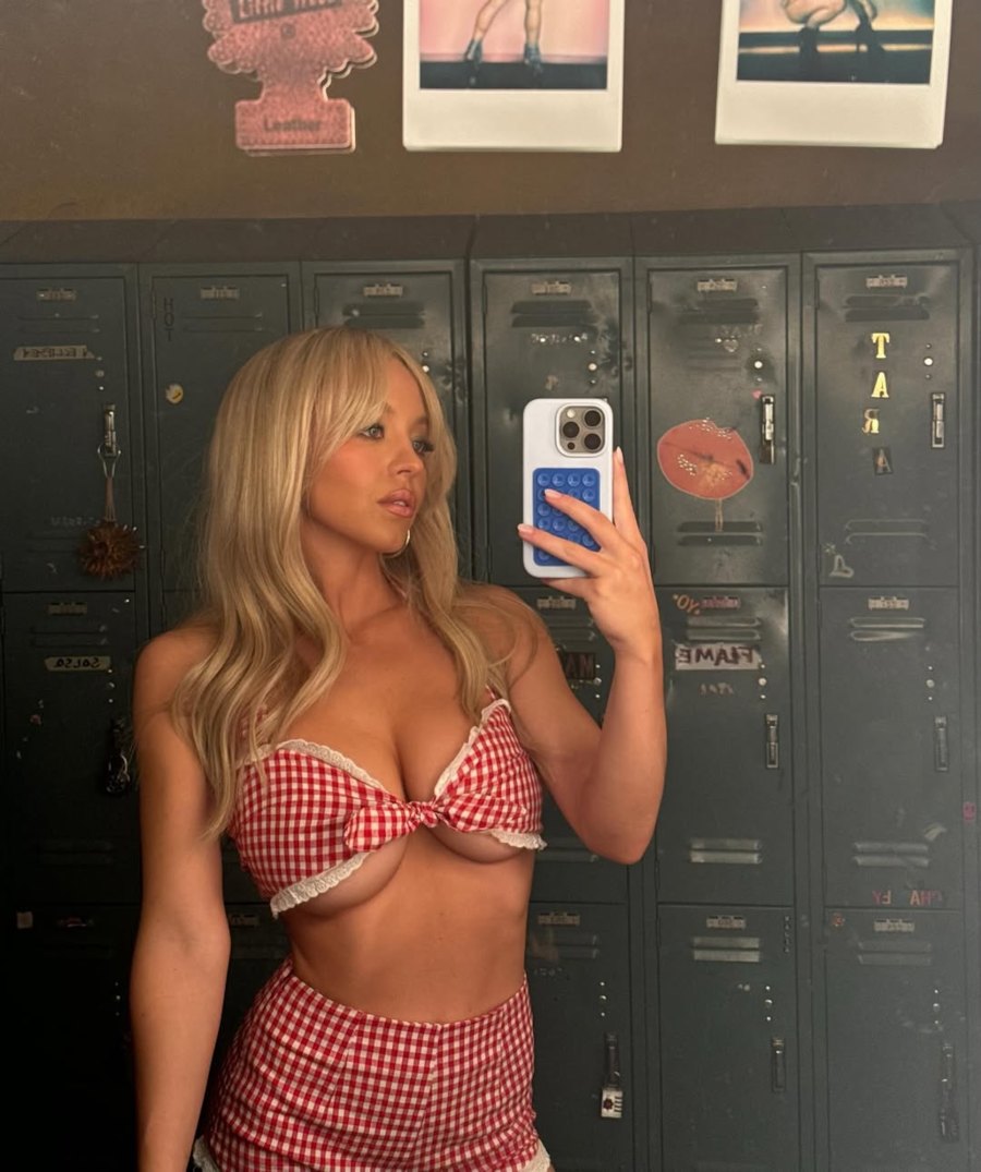 Sydney Sweeney's Raciest 'Euphoria' Season 3 Looks From Cassie's NSFW Scenes