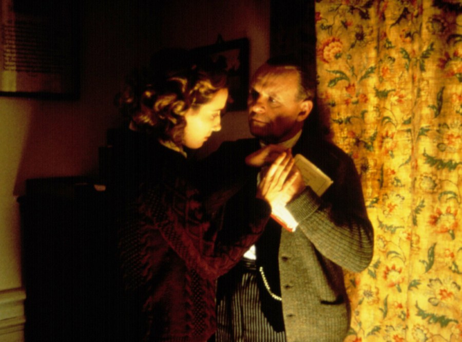 Emma Thompson, Anthony Hopkins in The Remains of the Day