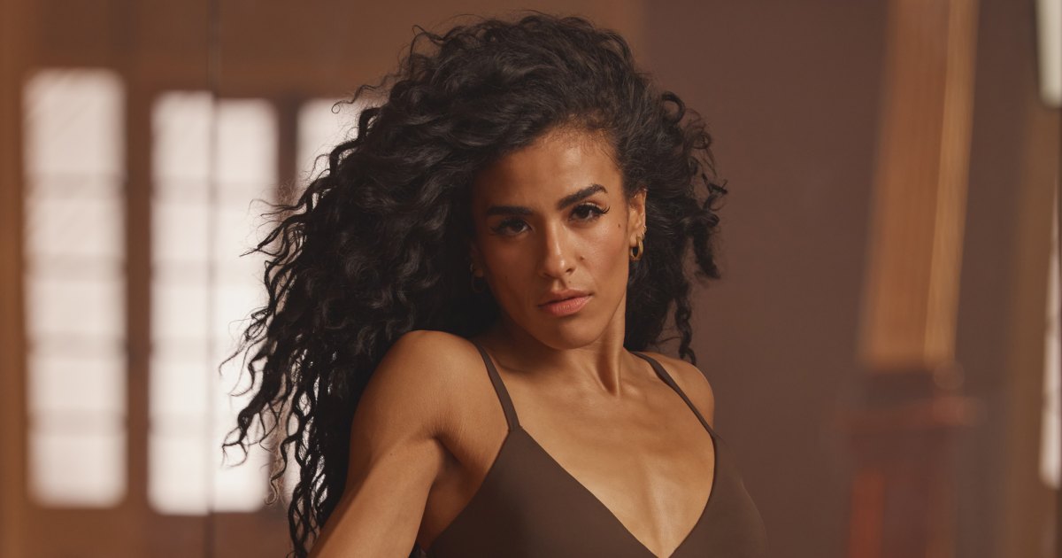 Ezra Sosa’s Sister Stephani Accidentally Injures Fellow ‘DWTS: Next Pro’ Contestant Before Shocking Exit Ezra Sosa’s Sister Stephani Accidentally Injures Fellow ‘DWTS: Next Pro’ Contestant Before Shocking Exit