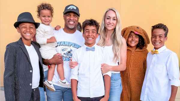 653980157_18574153636021575_5467486303639724200_n curtis brown family.jpeg