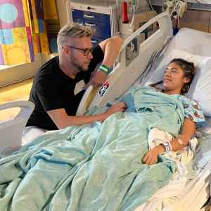 90 Day Fiance Star Armando Husband Kenny Arrives By Hannahs Side Amid Hospitalization
