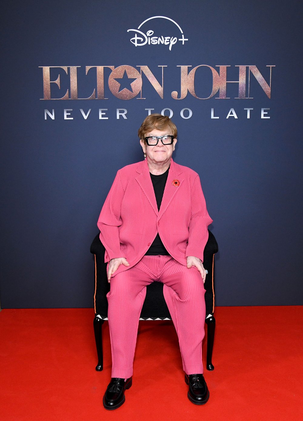 Elton John Marks 36 Years of Sobriety