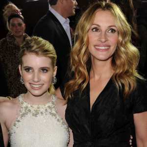 Emma-Roberts-and-Julia-Roberts-GettyImages-96513770