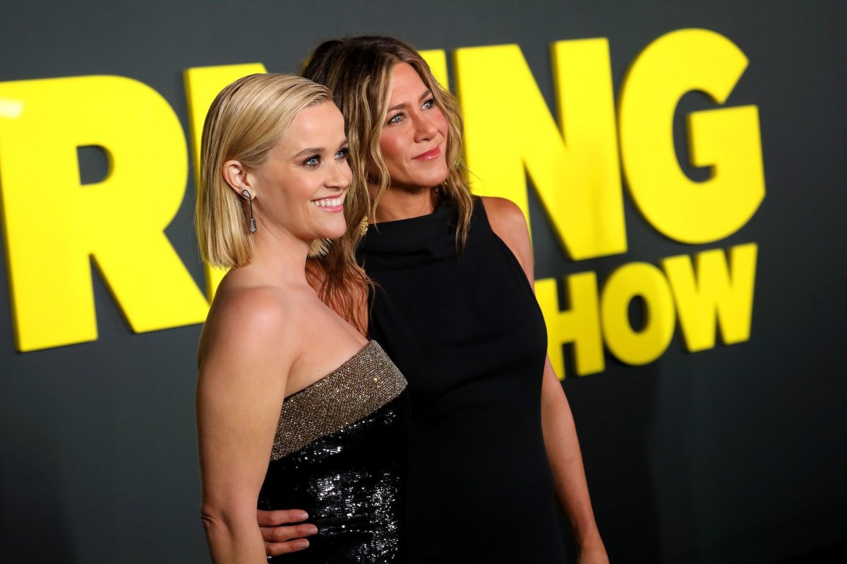 GettyImages-1184076559 Reese Witherspoon Shares Final Moments on The Morning Show Set With Jennifer Aniston