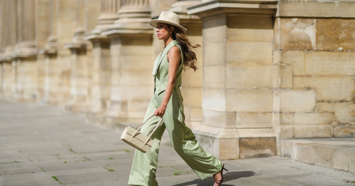 17 ‘The Five Star Weekend’-Inspired Pieces That Look Straight Out of a Nantucket Boutique 17 ‘The Five Star Weekend’-Inspired Pieces That Look Straight Out of a Nantucket Boutique