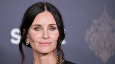 Courteney Cox attends the premiere of STARZ "Shining Vale" at TCL Chinese Theatre on February 28, 2022 in Hollywood, California.