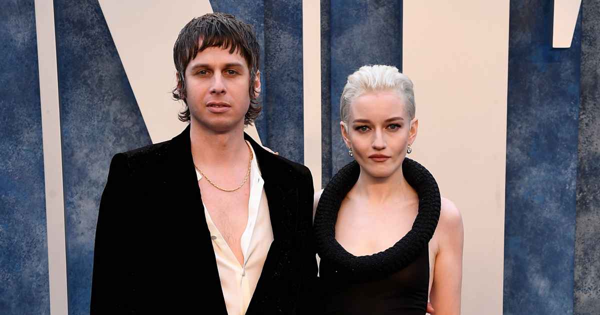Julia Garner and Husband Mark Foster Split After More Than 6 Years of Marriage: Report Julia Garner and Husband Mark Foster Split After More Than 6 Years of Marriage: Report