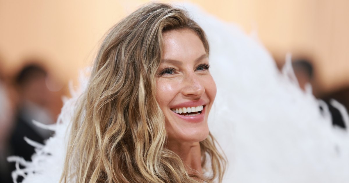 Gisele Bundchen’s Dreamy Tahiti Bikini Is a Confidence Booster for Women Over 40 — Copy It Gisele Bundchen’s Dreamy Tahiti Bikini Is a Confidence Booster for Women Over 40 — Copy It