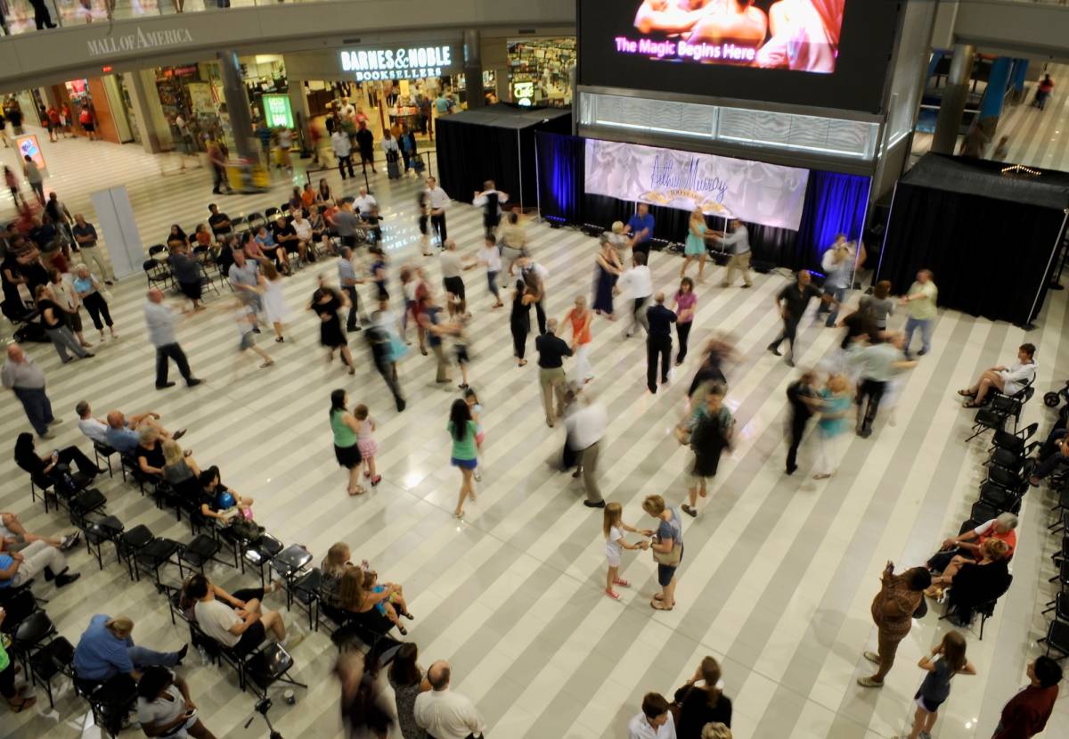 GettyImages-149327051 Meet the Malls and Immersive Districts Driving Retailtainment Growth, From New Jersey to Las Vegas