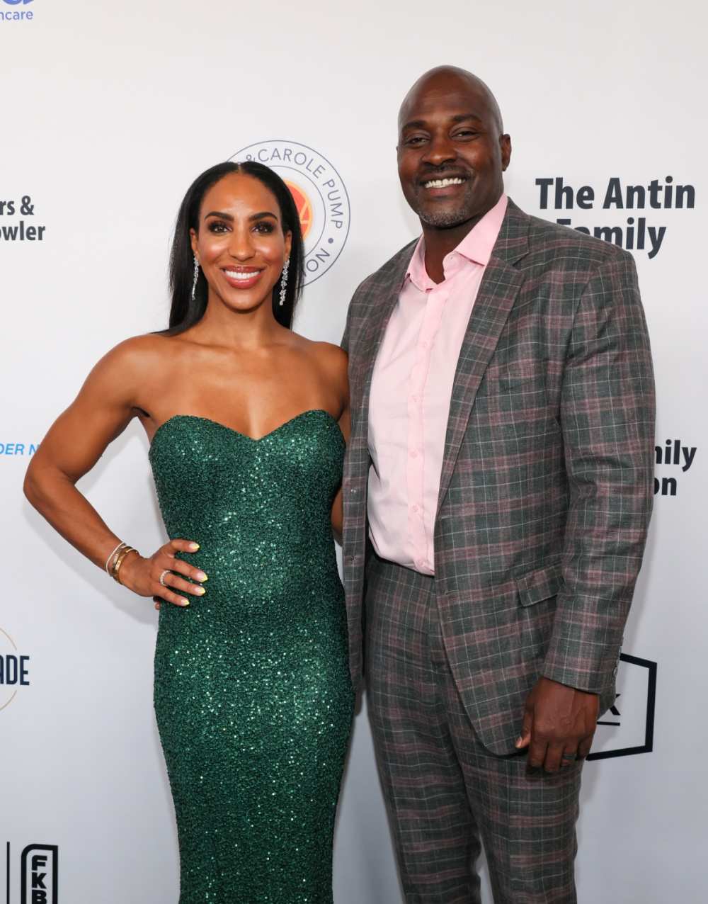 Marcellus Wiley Served Annemarie Wileys Restraining Order at Disney World Resort