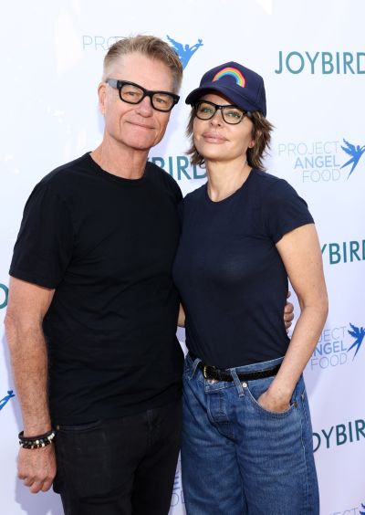Lisa Rinna Thinks Love Island's Bryce Alakai Looks Like Harry Hamlin