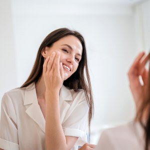 FECC eye cream
