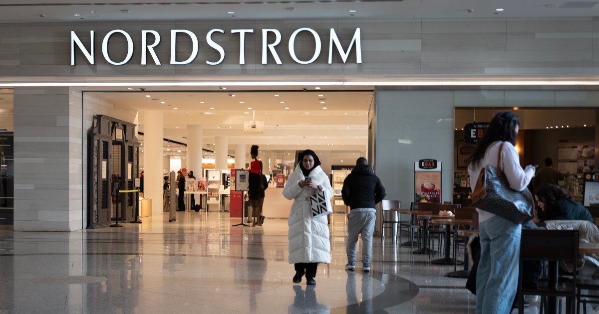 Nordstrom’s Anniversary Sale Is Packed With Rich Mom-Worthy Fashion Deals — Starting at Nordstrom’s Anniversary Sale Is Packed With Rich Mom-Worthy Fashion Deals — Starting at