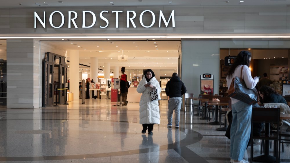 Klasik kouzelí: Nalezněte stylové kousky v sodu Nordstrom v cenách, které vás překvapí
