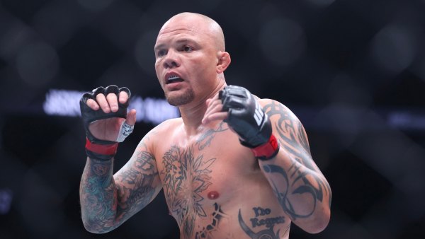 UFCs Anthony Smith Barred From Contacting Wife After Domestic Violence Arrest