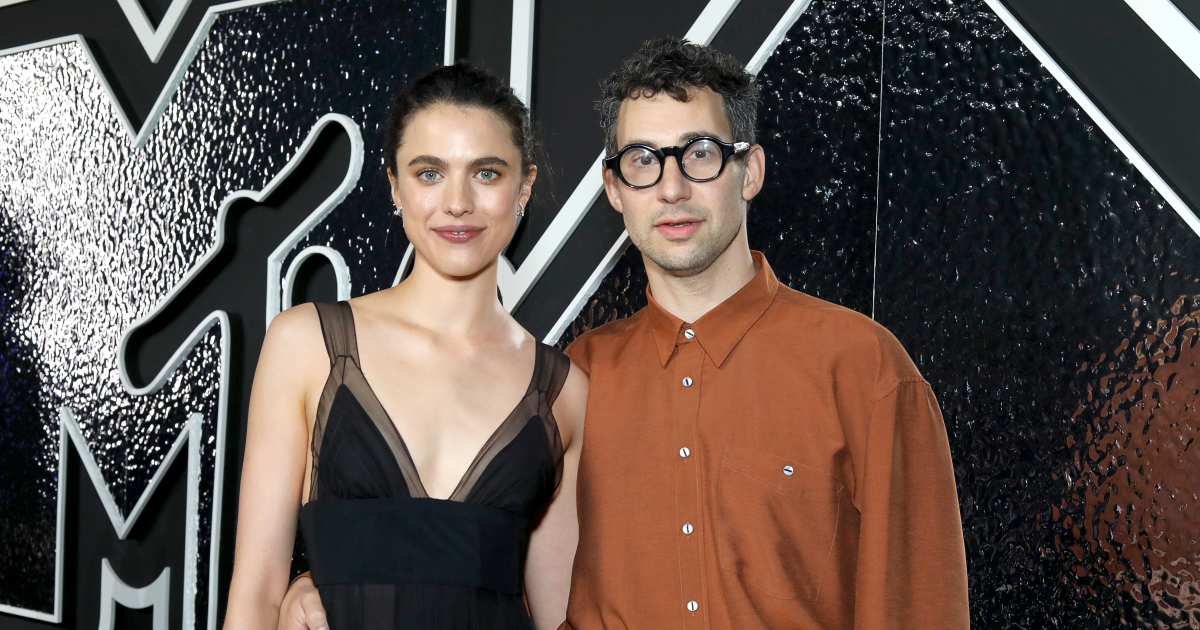 Who Did Jack Antonoff Bring to Taylor Swift’s Wedding Amid Margaret Qualley Separation? Who Did Jack Antonoff Bring to Taylor Swift’s Wedding Amid Margaret Qualley Separation?