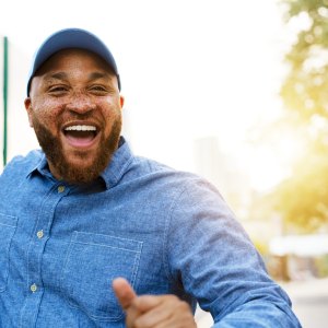 GettyImages-2187331256-ARU-Sonic-Toothbrush-The-One-Bathroom-Upgrade-That-Makes-Everyone-in-the-Family-Brush-Better