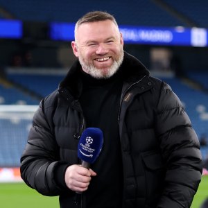 Wayne Rooney Calls Out Crap World Cup Halftime Show Featuring Justin Bieber